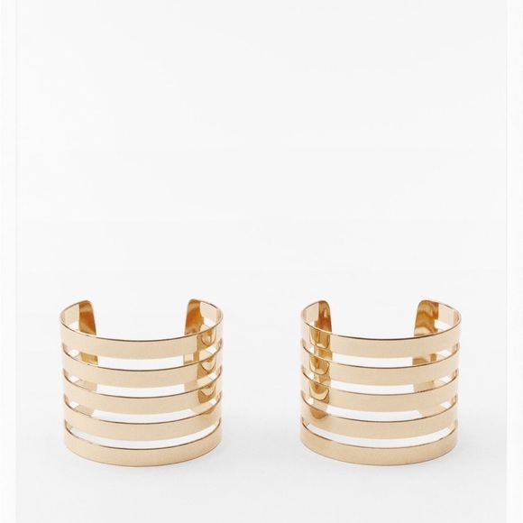 Zara Golden Pack of Two Metal Rigid Striped Armbands.New With Tags - Picture 2 of 8